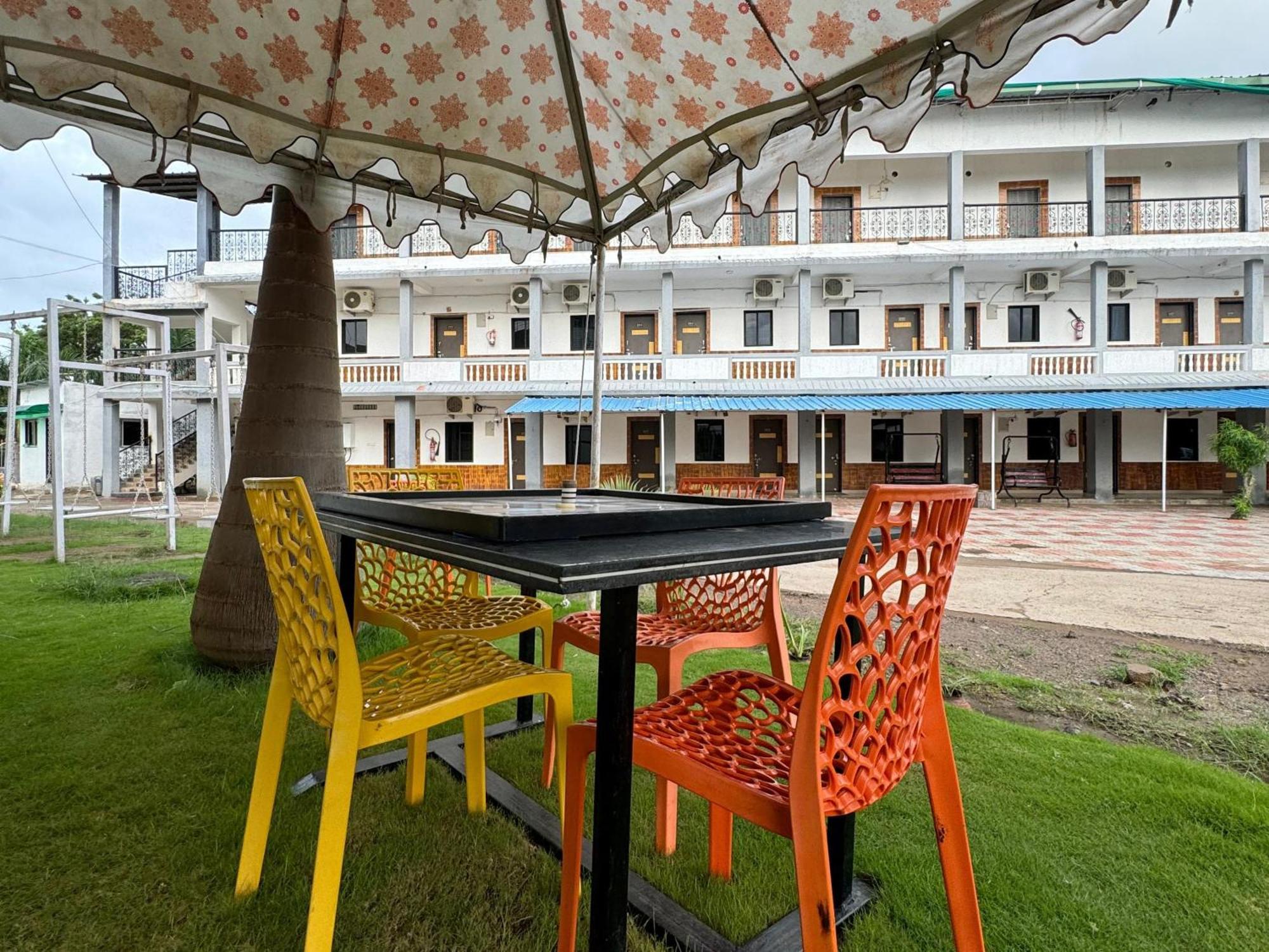 Vasant Vihar Resort Kevadia Eksteriør bilde